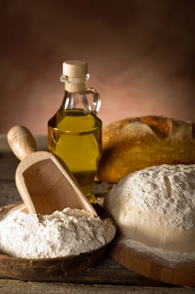 生地と自家製のパンのための原料 — ストック写真