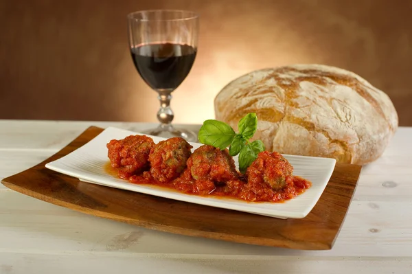 토마토 소스와 고기 공 — 스톡 사진