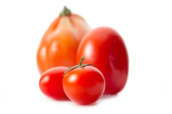 Pomodoro su bianco — Foto Stock