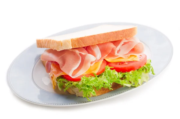 Сэндвич с сыром и салатом из пармы — стоковое фото