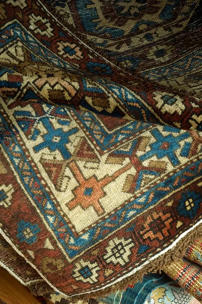 Verschiedene orientalische Teppiche — Stockfoto
