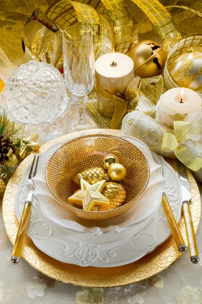 Table de Noël d'or de luxe — Photo