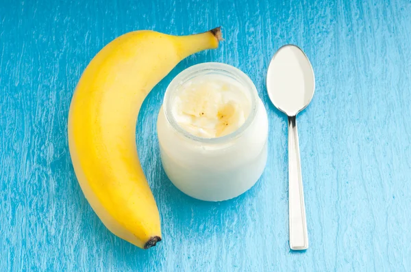 Yogur de plátano —  Fotos de Stock