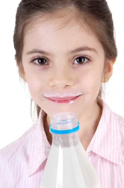 Bambina con latte — Foto Stock