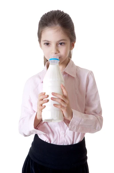 Menina com leite — Fotografia de Stock