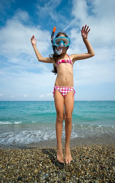 Κοριτσάκι στην παραλία — Φωτογραφία Αρχείου