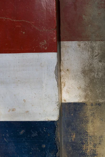 Kırmızı beyaz ve mavi taş arka plan bayrak — Stok fotoğraf