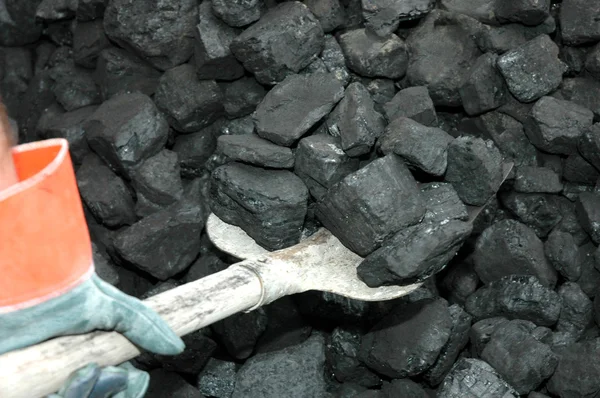 煤矿和矿工 — 图库照片