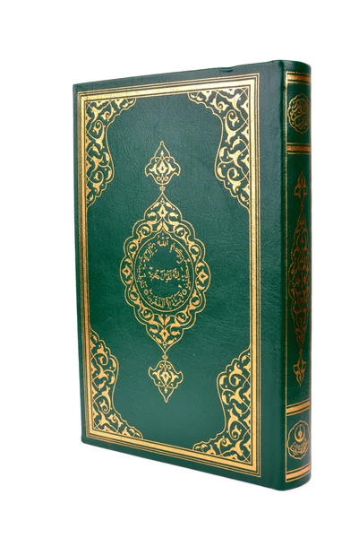 El Sagrado Libro del Corán Aislado en Blanco — Foto de Stock