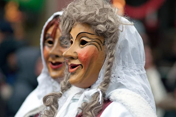 Průvod masek na historický Karneval ve Freiburgu, Německo — Stock fotografie