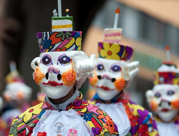 Μάσκα παρέλαση στο ιστορικό καρναβάλι στο Φράιμπουργκ, Γερμανία — Φωτογραφία Αρχείου
