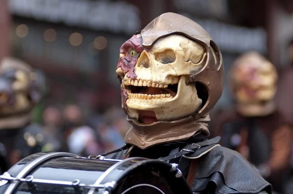 フライブルク、ドイツの歴史的なカーニバルでマスク パレード — ストック写真