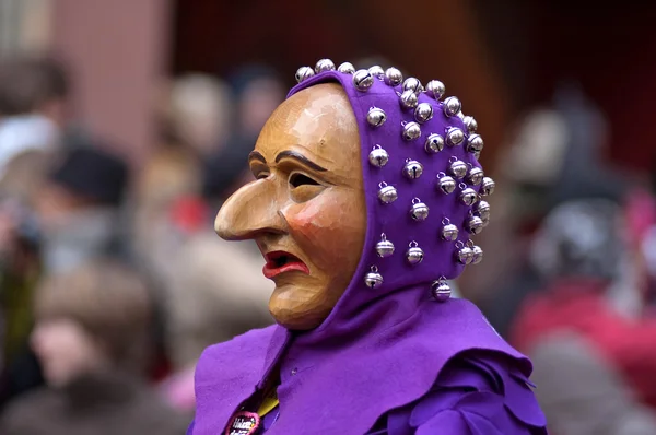 Maske parade ved det historiske karneval i Freiburg, Tyskland - Stock-foto