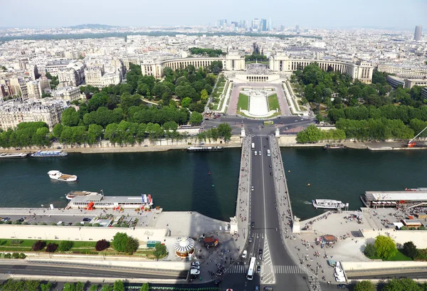 Vista de París, capturada desde la Torre Eiffel, Francia — Foto de Stock