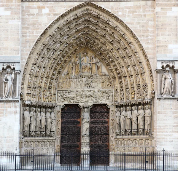 Detail of Notre dame de Paris — Stock Photo, Image