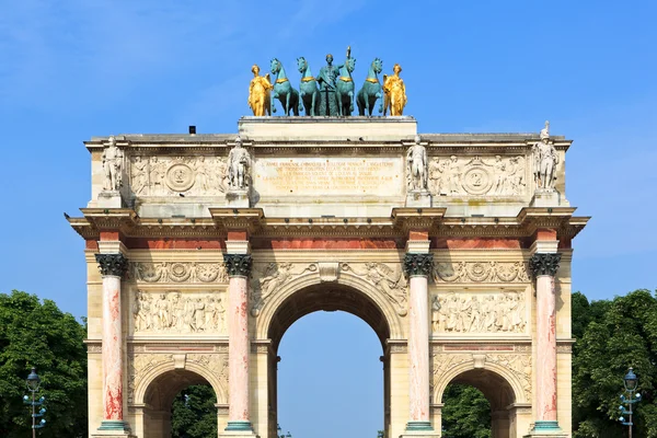 Arco triunfal en París — Foto de Stock