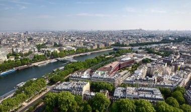 Fransa başkentinin panoramik görünüm