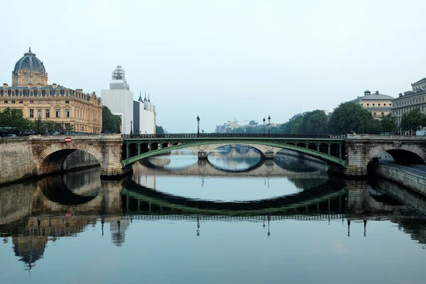 Most v Paříži — Stock fotografie