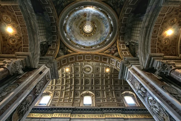 Indoor St. Peter's Basilica, Vatican — Stock Photo, Image