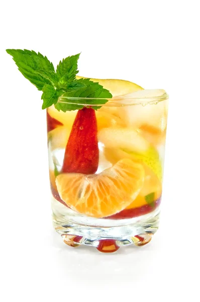 Fruit cocktail in een glas — Stockfoto
