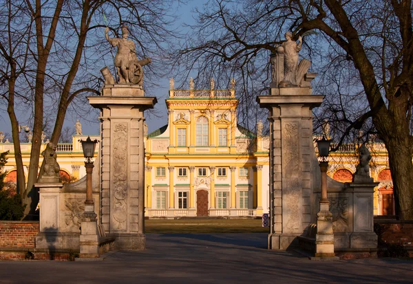 Wilanow Palace gate — Stock Photo, Image