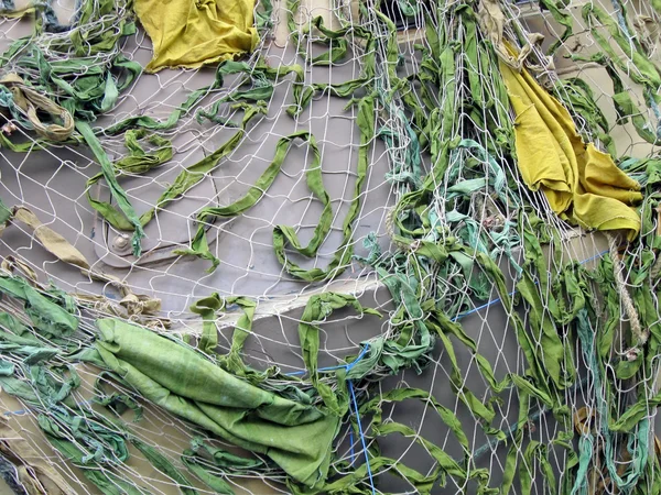 抽象绿色 textiled 纱网格中，工业详细信息. — 图库照片