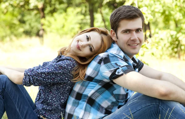 Couple relax at outdoor in summer time. — Stock Photo, Image