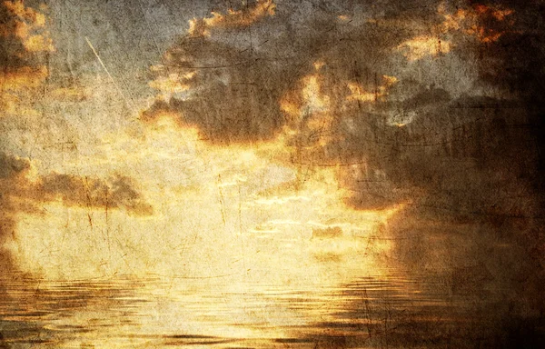 Zonsondergang boven zee. — Stockfoto