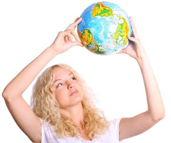 年轻的金发女人持有一个地球仪 — 图库照片