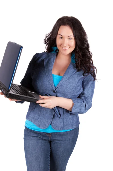 在笔记本电脑上的年轻商业女人 — 图库照片