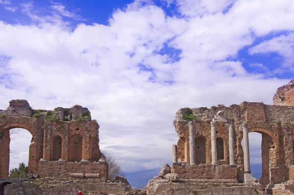 Anfiteatro griego Taormina en Sicilia Italia —  Fotos de Stock