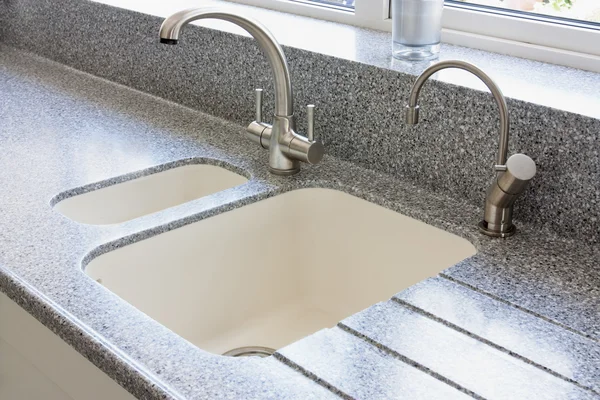 Modern kitchen sink — Stock Photo, Image