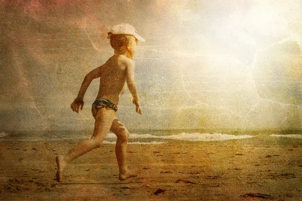 奔跑的孩子 — 图库照片
