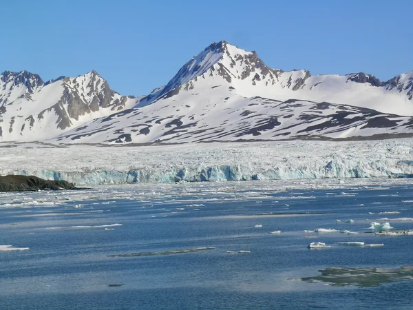 Таяние ледников — стоковое фото