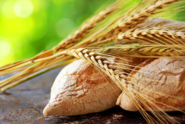 ポルトガルのパンと小麦の穂. — ストック写真