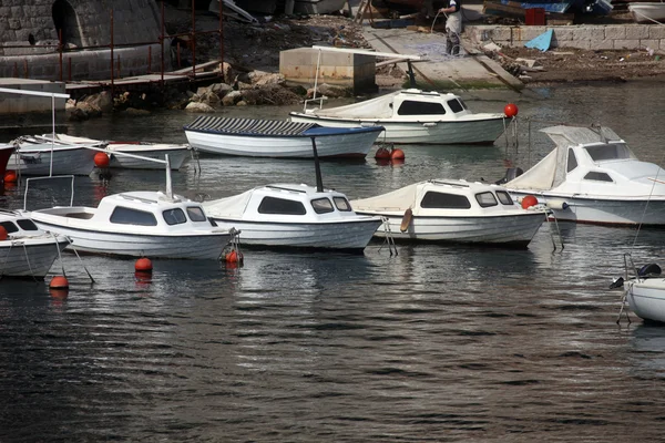 Båtar i hamnen, dubrovnik — Stockfoto