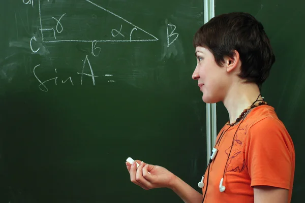 Schülerin. Lektion in Mathematik — Stockfoto