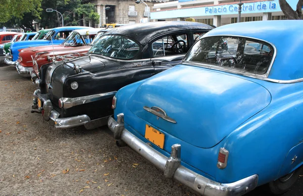 아바나, 쿠바에에서 빈티지 자동차 스톡 사진