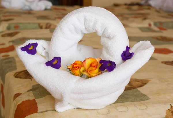 stock image Towel Art: Basket with Flowers