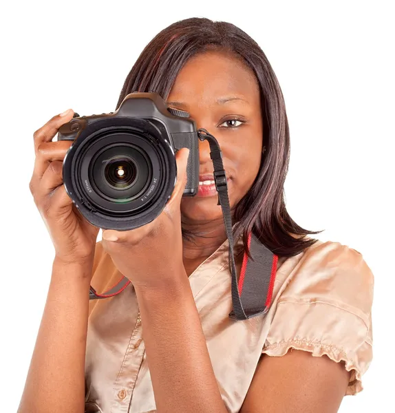 Mujer afroamericana fotógrafa tirándote —  Fotos de Stock
