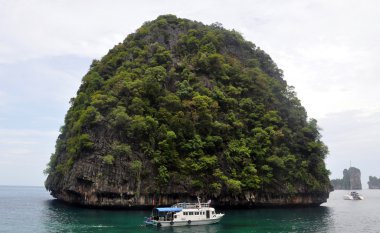 ada. Tayland. Andaman Denizi. Phi phi Adası.