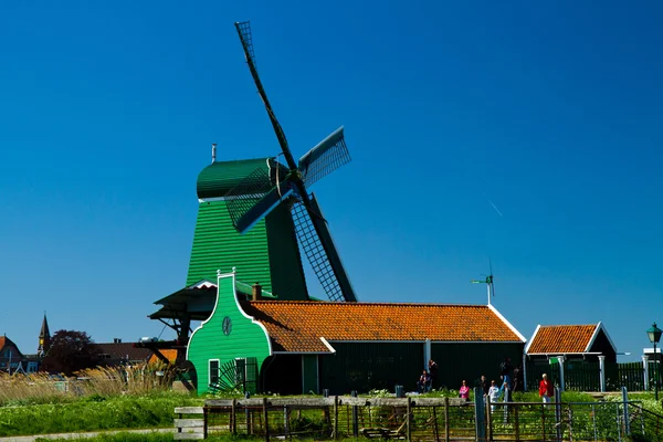 네덜란드에 있는 풍차 — 스톡 사진