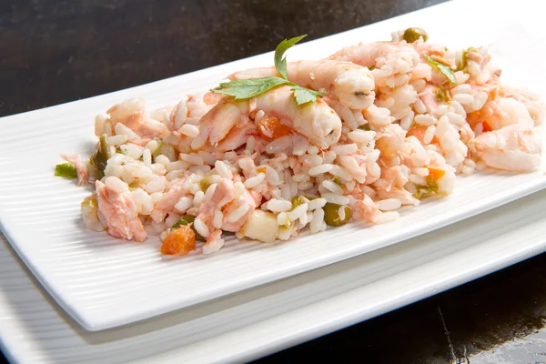 Rice with salmon and prawns — Stock Photo, Image