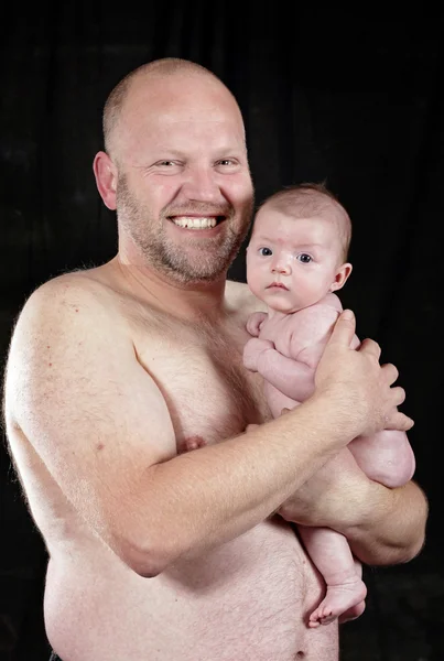 Córka ojca i noworodka — Zdjęcie stockowe