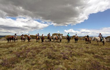 Group of riders clipart