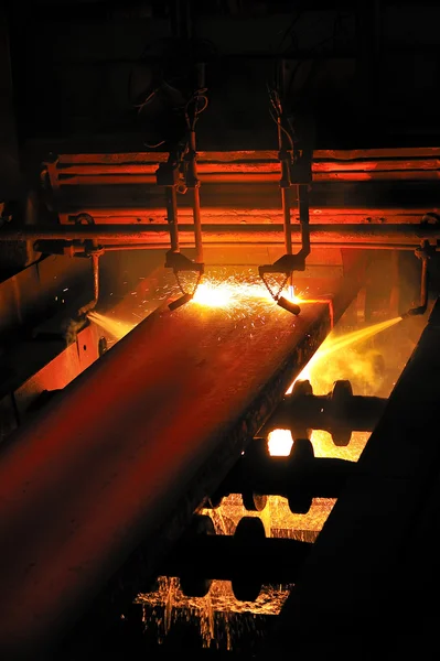 Gas skärning av varm metall — Stockfoto