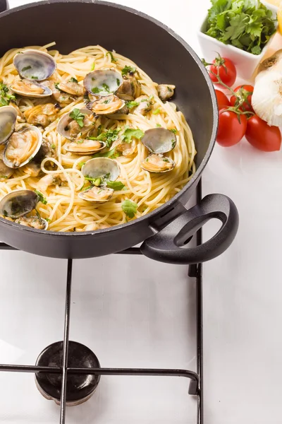 Pasta with Clams — Stock Photo, Image