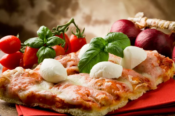 Pizza with Buffalo Mozzarella — Stock Photo, Image