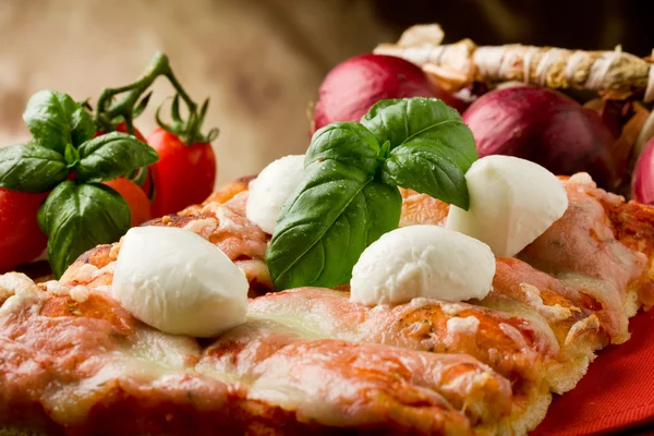 Pizza with Buffalo Mozzarella — Stock Photo, Image