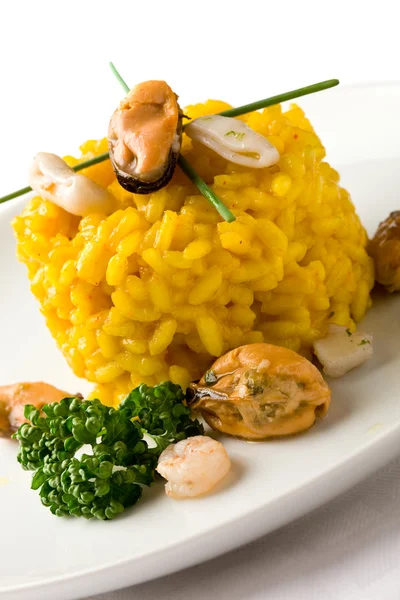 Risotto with saffron and seafood — Stock Photo, Image